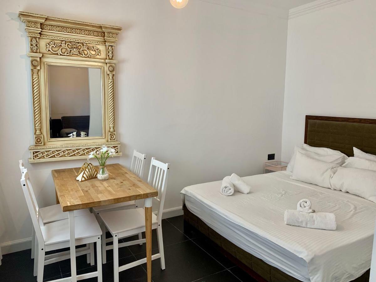 Shantell Luxury Apartment Нетанья Екстер'єр фото