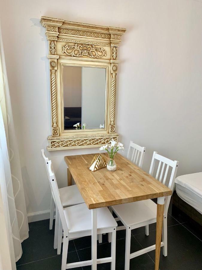 Shantell Luxury Apartment Нетанья Екстер'єр фото